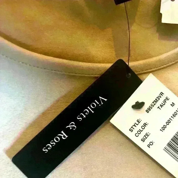 NWT VIOLETS AND ROSES TAUPE FAUX LEATHER TOP - Picture 6 of 6